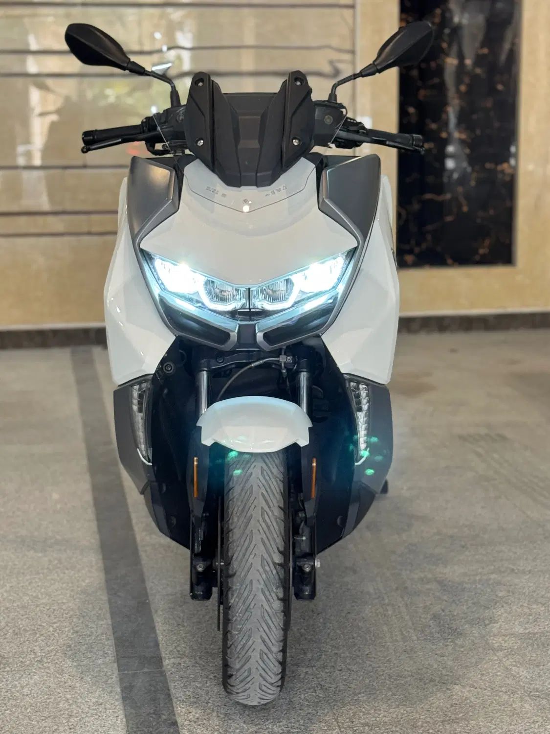 موتور اسکوتر بی ام و c400 gt مدل2022|موتورسیکلت|تهران, پونک|دیوار