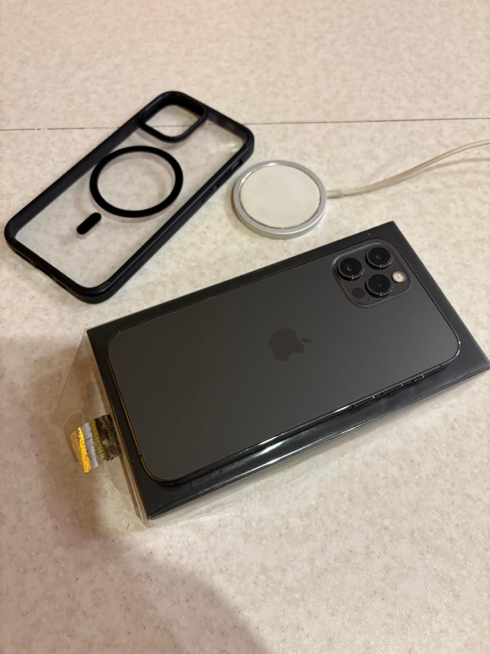 اپل iPhone 12 Pro با حافظهٔ ۲۵۶ گیگابایت|موبایل|تهران, دربند|دیوار