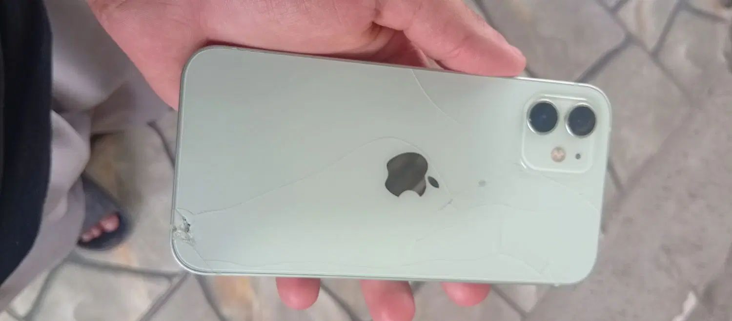 اپل iPhone 12 با حافظهٔ ۱۲۸ گیگابایت|موبایل|کرمانشاه, |دیوار