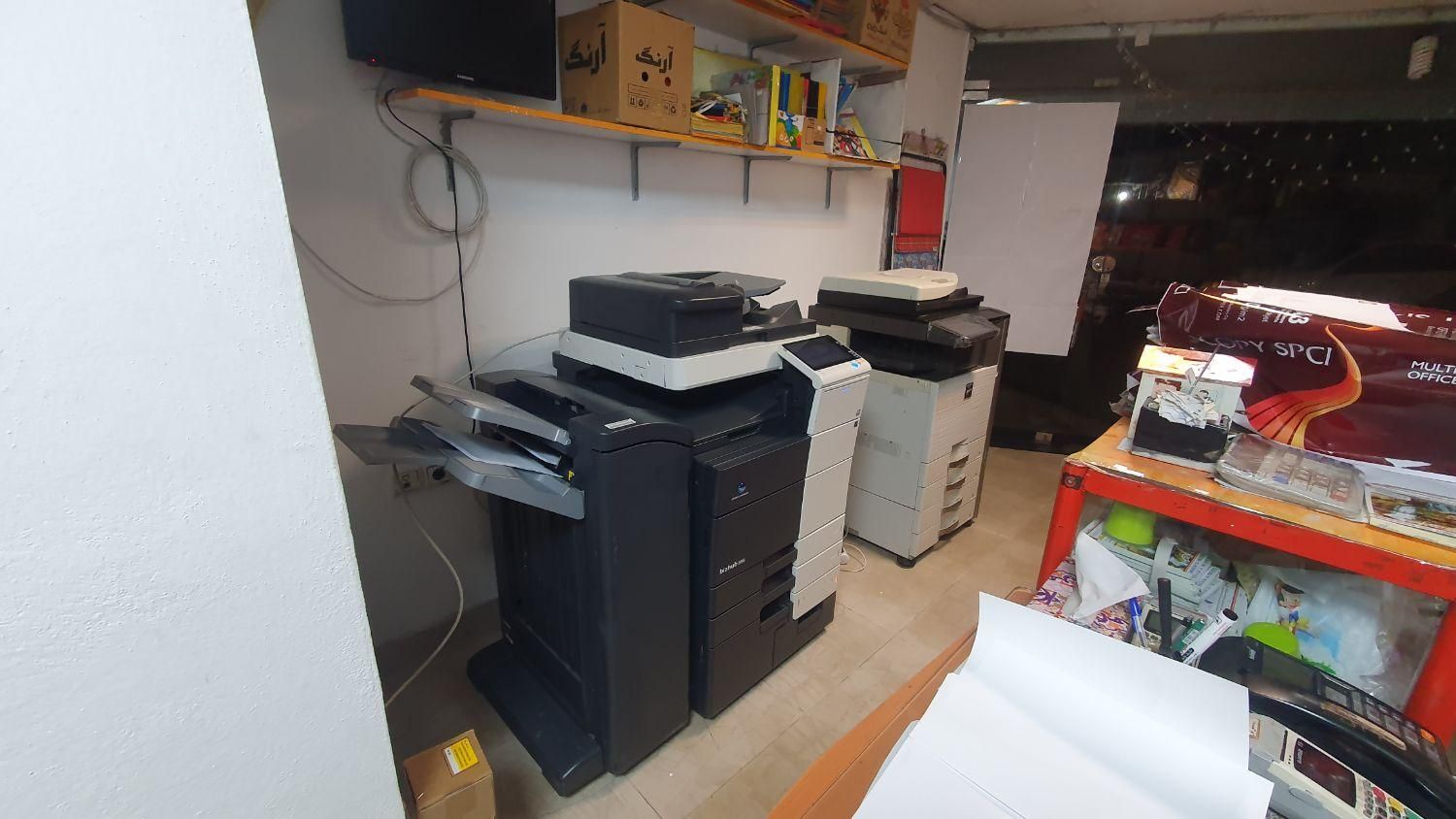 چاپ پرینت و فتوکپی،سیمی و فنر کتاب و جزوات ارزان|خدمات رایانهای و موبایل|رشت, باهنر|دیوار