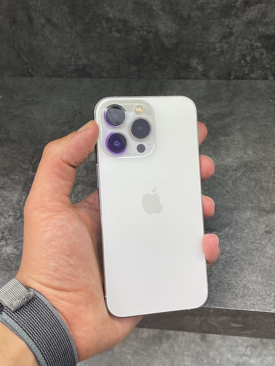بیا و بدون نقدینگی iPhone 13 Pro خودتو خرید کن|موبایل|اصفهان, مفتح|دیوار