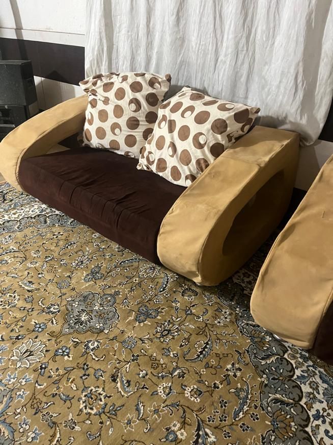 مبل هفت نفره بهمراه میز عسلی|مبلمان خانگی و میز عسلی|ساری, |دیوار