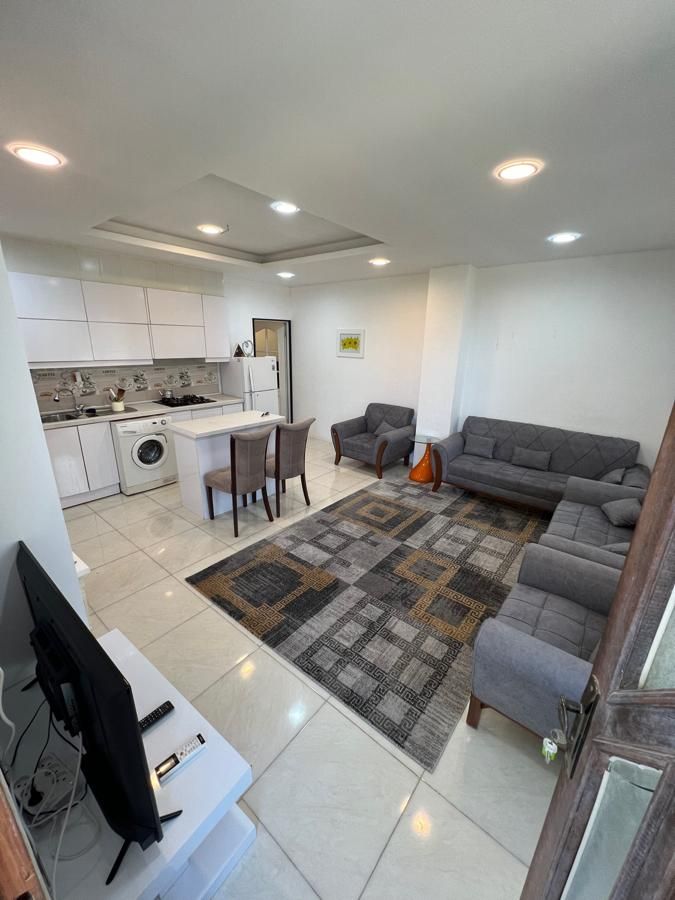 واحد شیک وتمیز بالای شهر|اجارهٔ کوتاه‌مدت آپارتمان و سوئیت|قشم, |دیوار