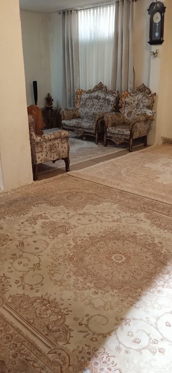 خانه دربستی ۳ طبقه ۲۲۰ متر با سه سرویس در حدادعادل|اجارهٔ خانه و ویلا|تهران, کوثر|دیوار