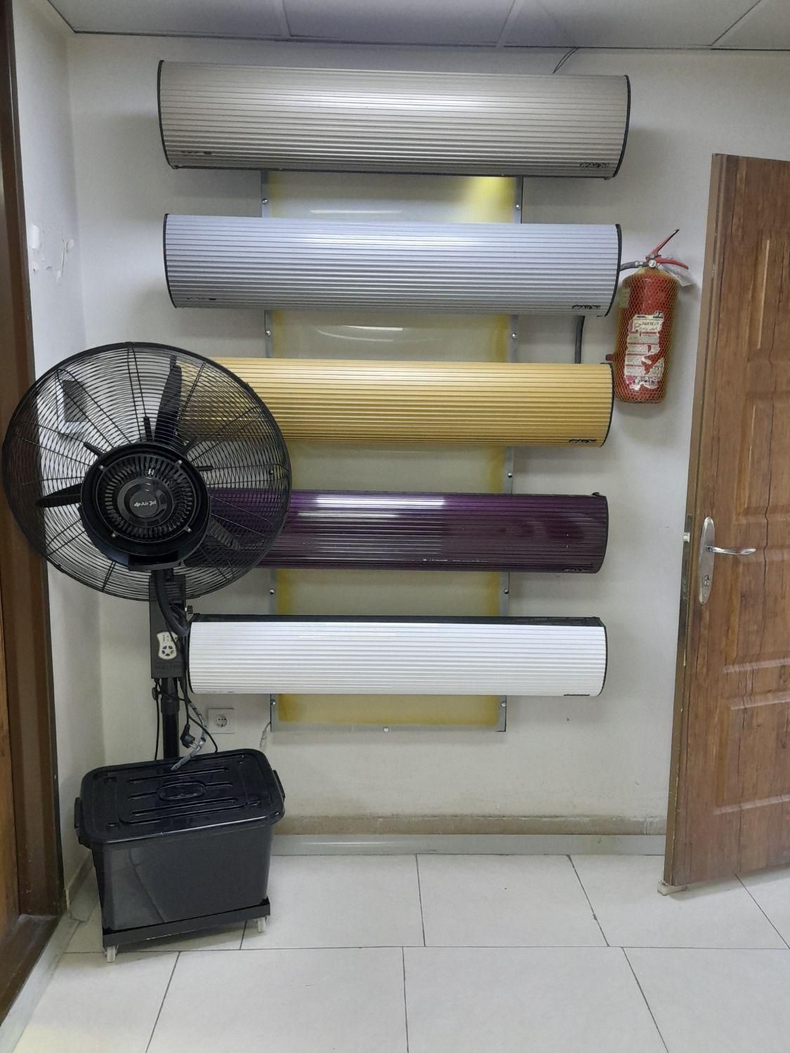 پرده هوا|فروشگاه و مغازه|تهران, جوانمردان (اندیشه)|دیوار