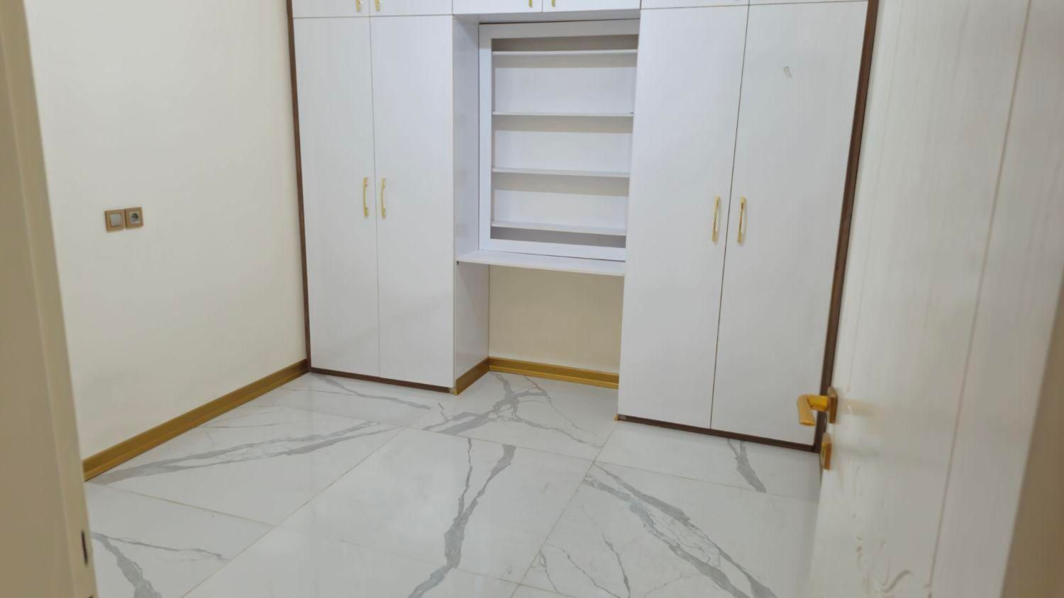 فروش خانه ویلایی ۳۰۰ متری فول در فردوسی|فروش خانه و ویلا|شاهین‌شهر, فردوسی|دیوار