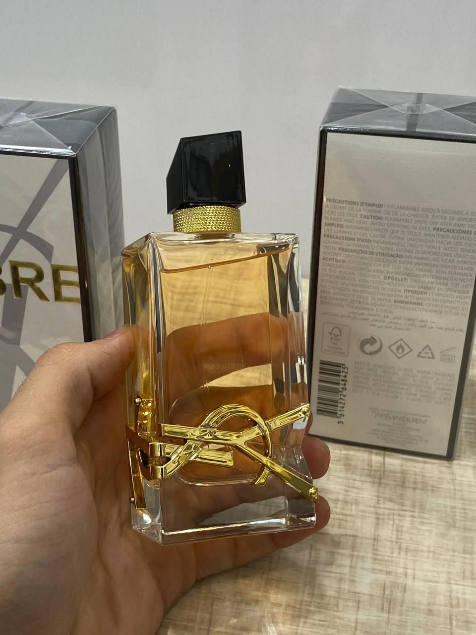 عطر لیبر زنانه - ادکلن لیبر|آرایشی، بهداشتی، درمانی|تهران, آبشار|دیوار
