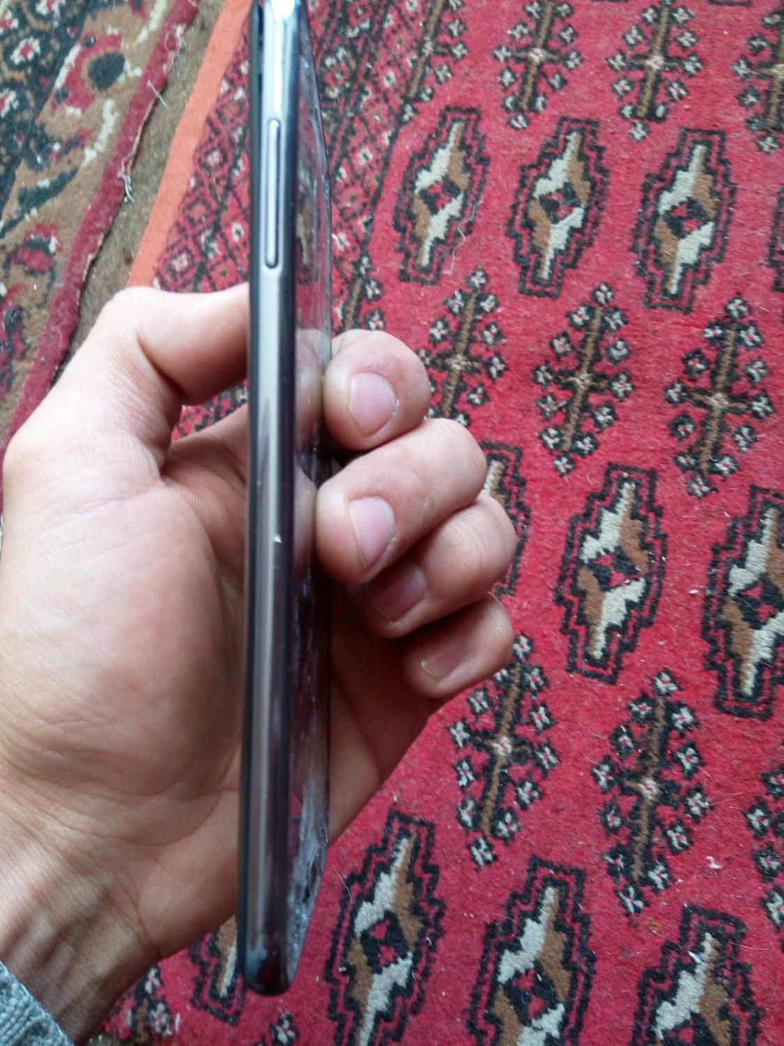 سامسونگ گلکسی J7 اوراقی فقط برا لوازم خوبه|موبایل|اصفهان, خانه اصفهان|دیوار