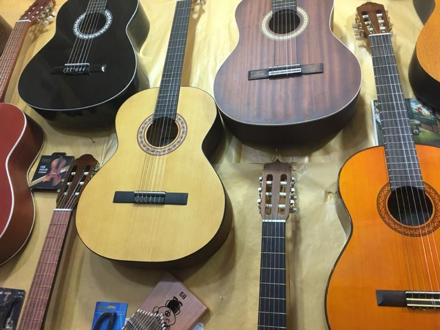 خرید و فروش انواع گیتار|گیتار، بیس، امپلیفایر|تبریز, |دیوار