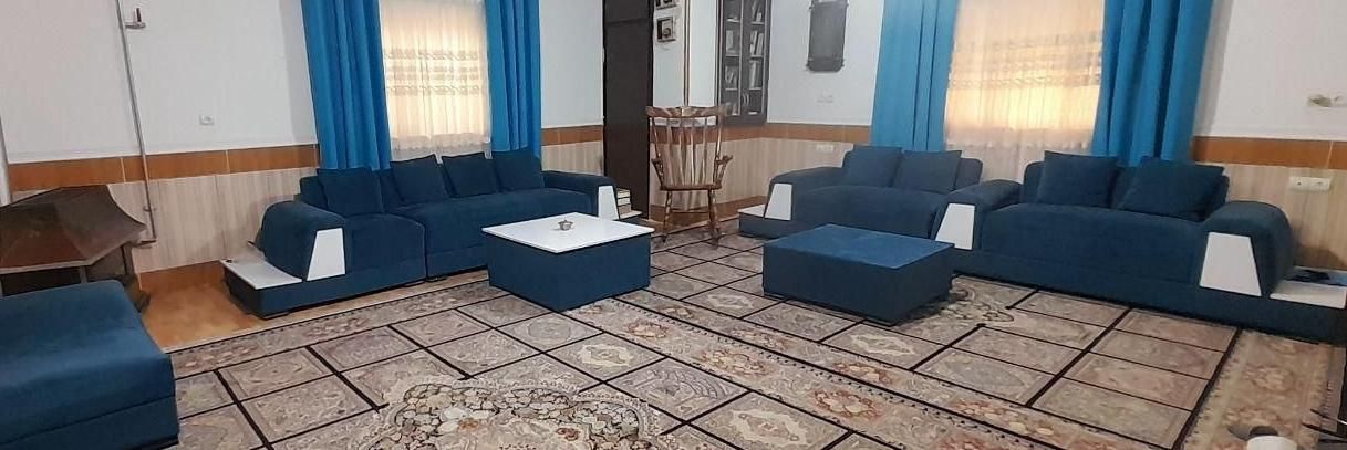 مبل ۸نفره پارچه تعویض شده.همراه تخت و ۲عدد پاف|مبلمان خانگی و میز عسلی|فاضل آباد, |دیوار
