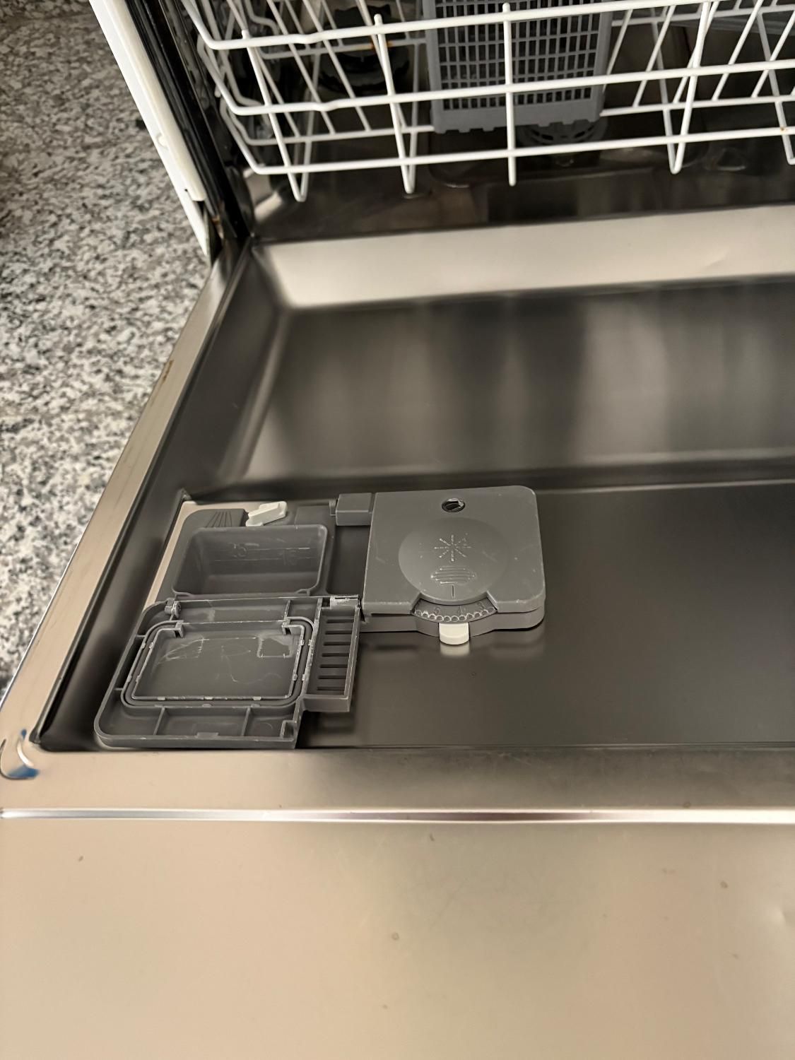 ماشین ظرفشویی|ماشین ظرفشویی|ارومیه, |دیوار