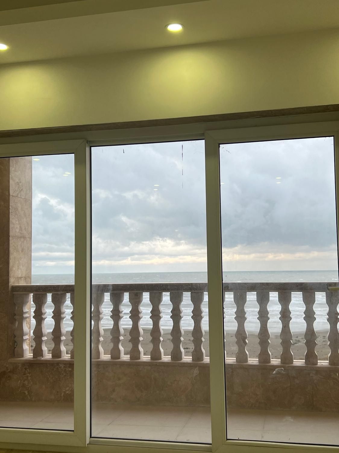 آپارتمان ویو ابدی دریا تک واحدی کلید نخورده|فروش آپارتمان|فریدون‌کنار, |دیوار