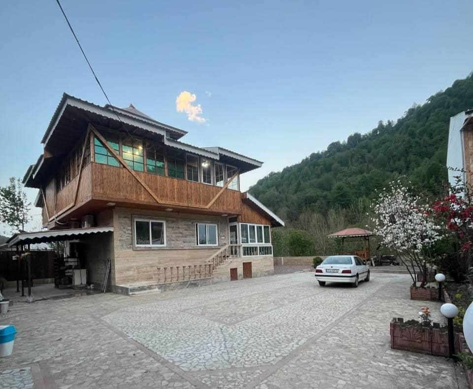 ویلا جنگلی استخردار|اجارهٔ کوتاه‌مدت ویلا و باغ|شفت, |دیوار