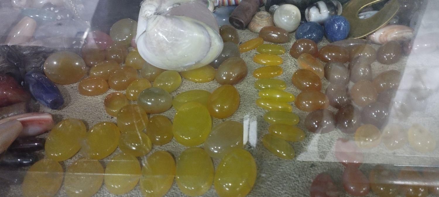 سنگ زینتی و قیمتی|جواهرات|ری, شهید غیوری (ابن باویه)|دیوار