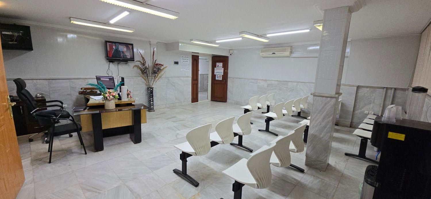 ۹۰متر زیرزمین اداری خیلی شیک خیابان پزشکان|فروش دفتر کار، اتاق اداری، مطب|کرمانشاه, |دیوار