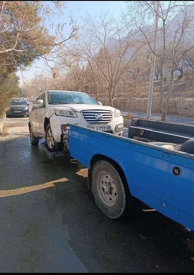 یدک کش خودرو بر امداد خودرو نیسان جرثقیل چرخ گیر|خدمات حمل و نقل|کرج, گلشهر|دیوار