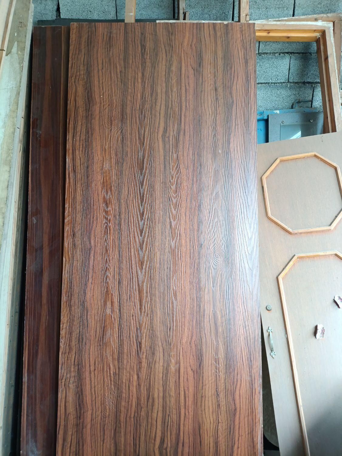 درب چوبی مصرف نشده|مصالح و تجهیزات ساختمان|لاهیجان, شیخ زاهد|دیوار