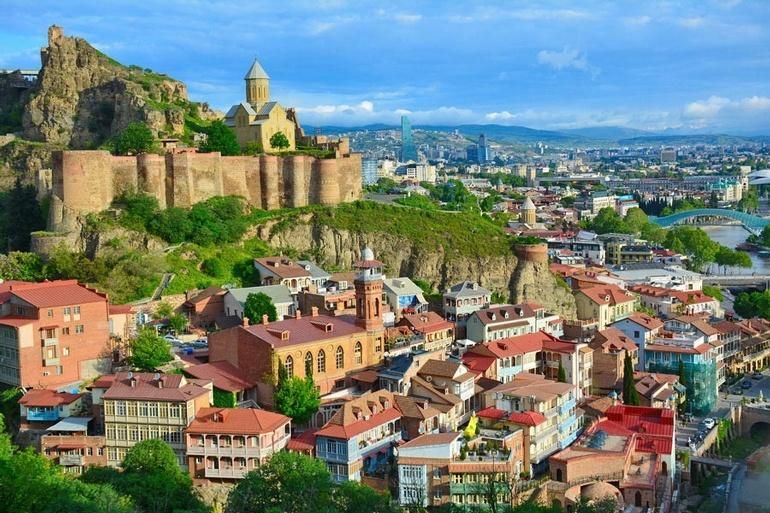 تور گرجستان|تور و چارتر|کرج, برغان|دیوار