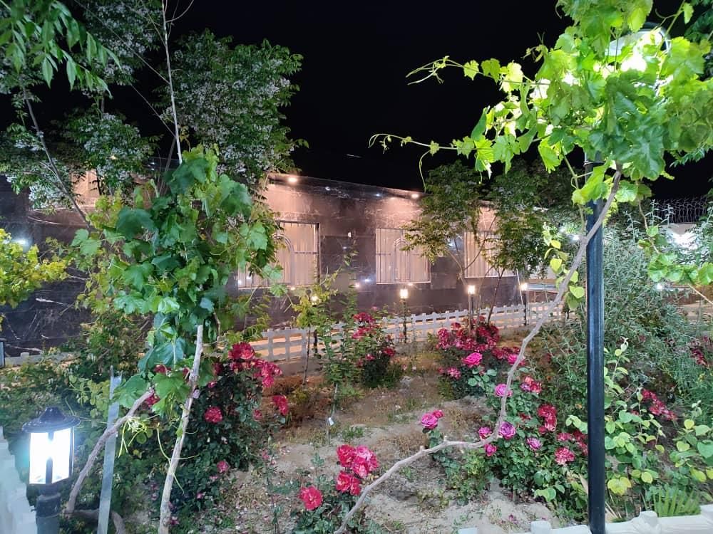 اجاره باغ فاصله از میدان لاله ۵ دقیقه|اجارهٔ کوتاه‌مدت ویلا و باغ|اصفهان, لاله|دیوار