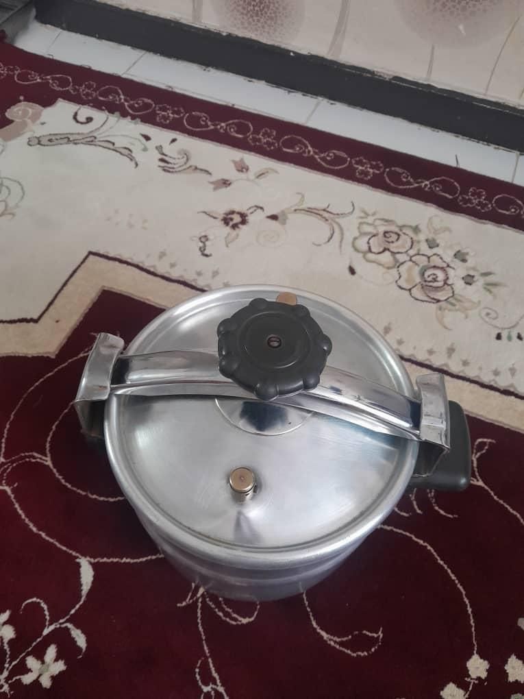 زودپز سالم در حد نو|ظروف پخت‌وپز|قشم, |دیوار