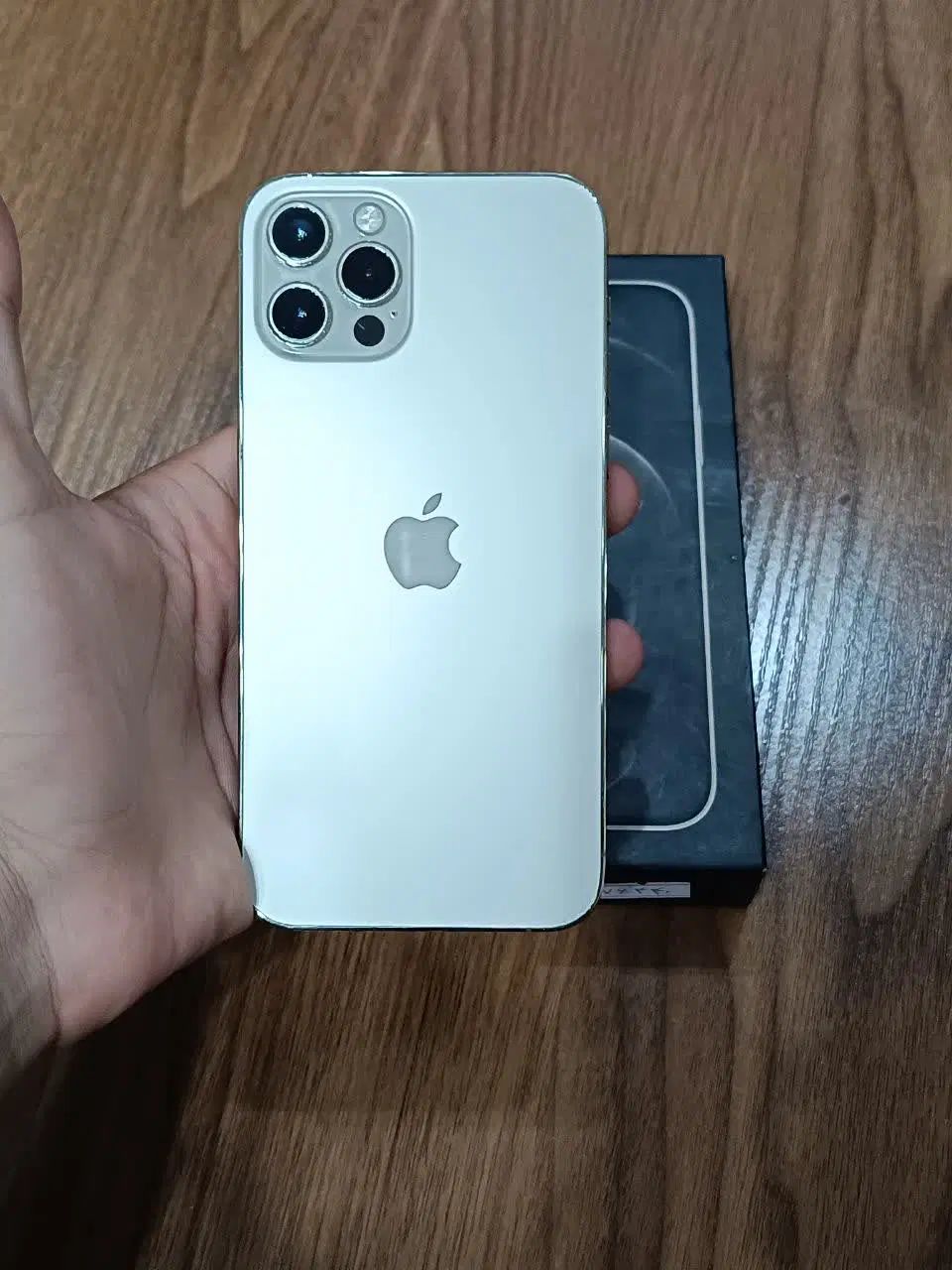 گوشی iPhone 12pro آیفون با حافظه 256|موبایل|تهران, بلورسازی|دیوار
