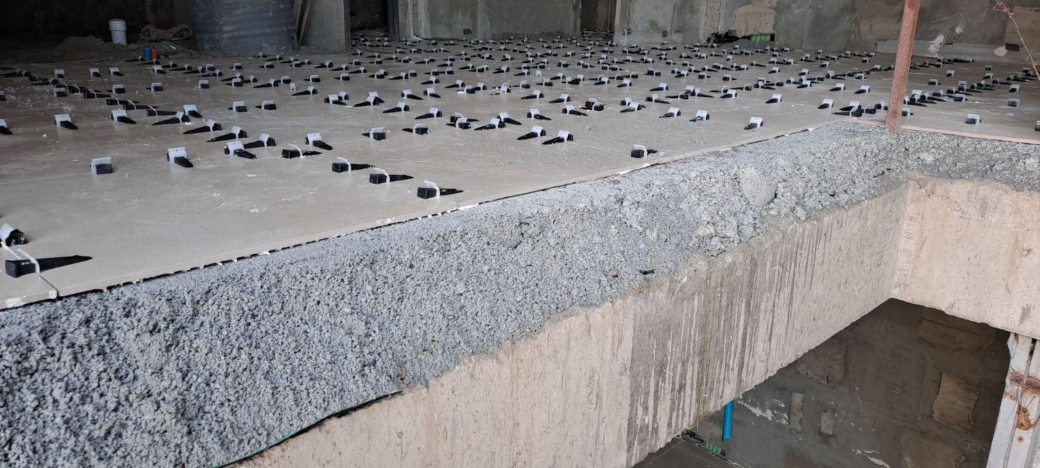 اجرای کفسازی اسکرید|خدمات پیشه و مهارت|رشت, توشیبا|دیوار