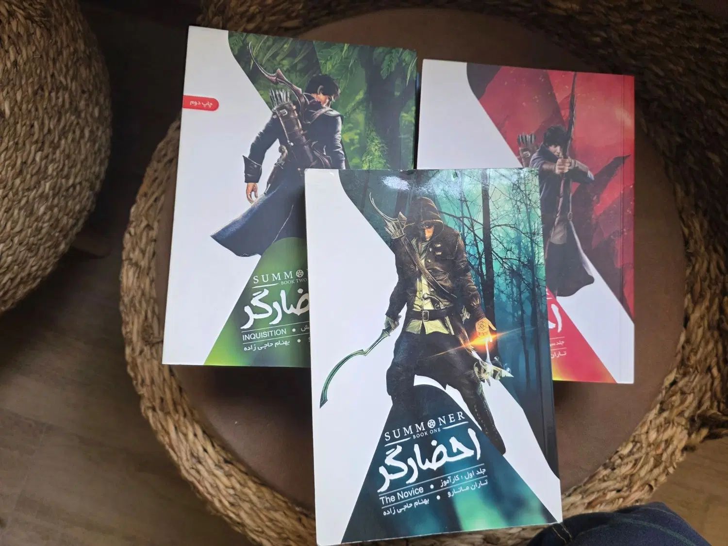 سه گانه احضارگر|کتاب و مجله ادبی|تهران, شهرک آپادانا|دیوار
