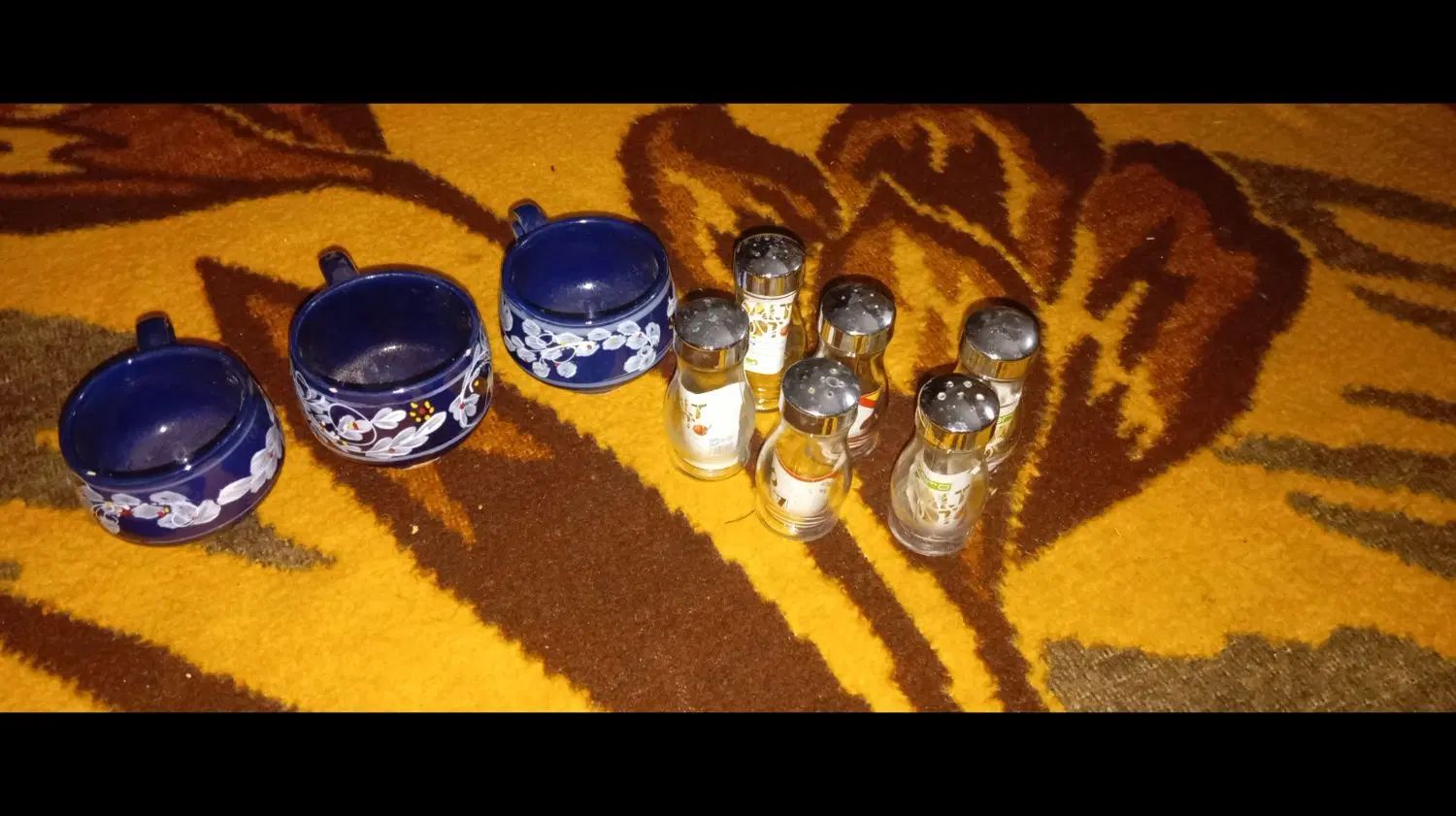 ۳تا فنجون سفالی ۱۵۰ نمکدان ۱۳۰نو وکاسه دونه ای ۵۰|ظروف سرو و پذیرایی|مشهد, طبرسی شمالی|دیوار