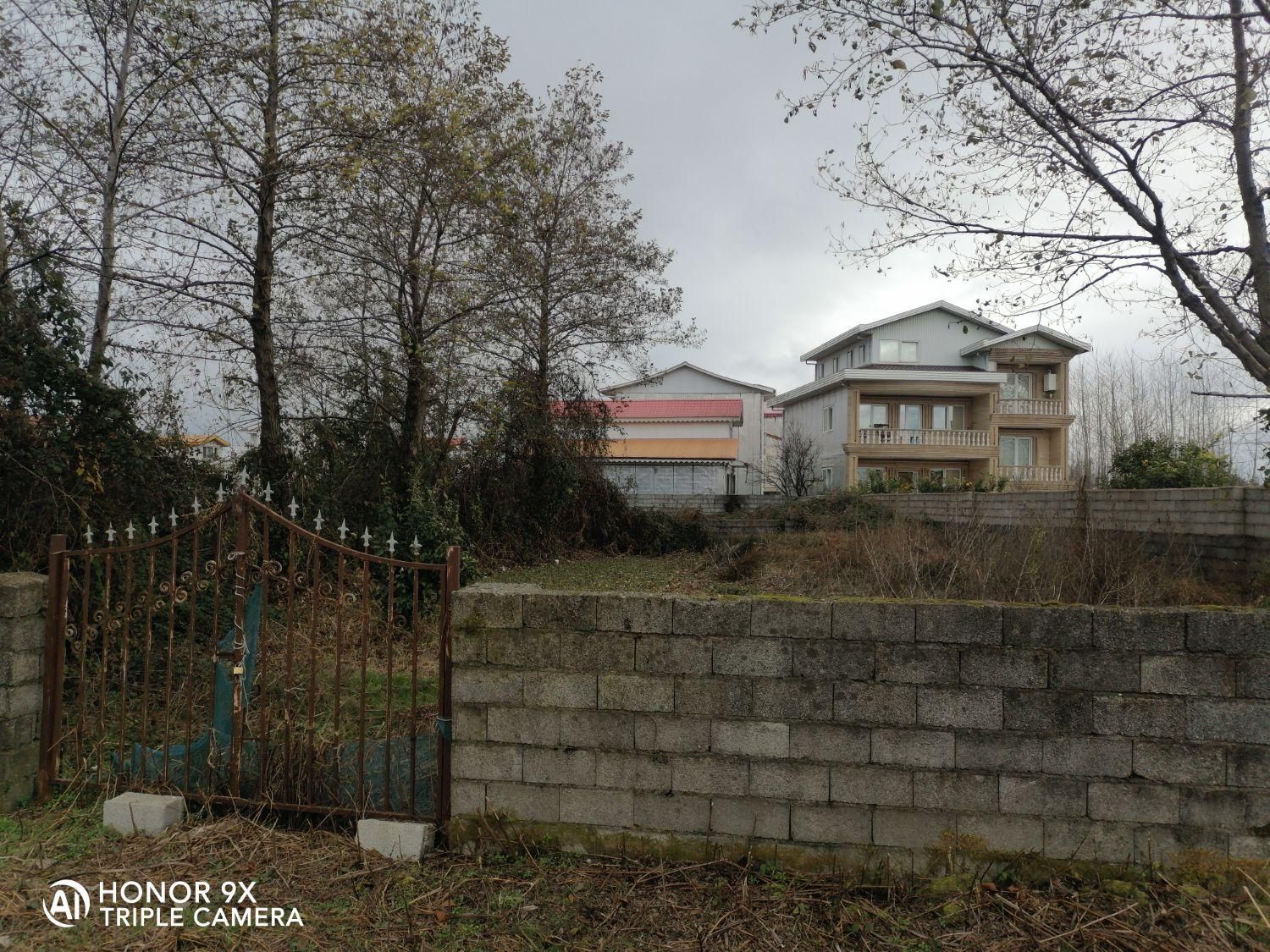 ۵۸۵ مترزمین دونبش ساحلی باسندتک برگ درنوکنده بزرگ|فروش زمین و ملک کلنگی|پرهسر, |دیوار