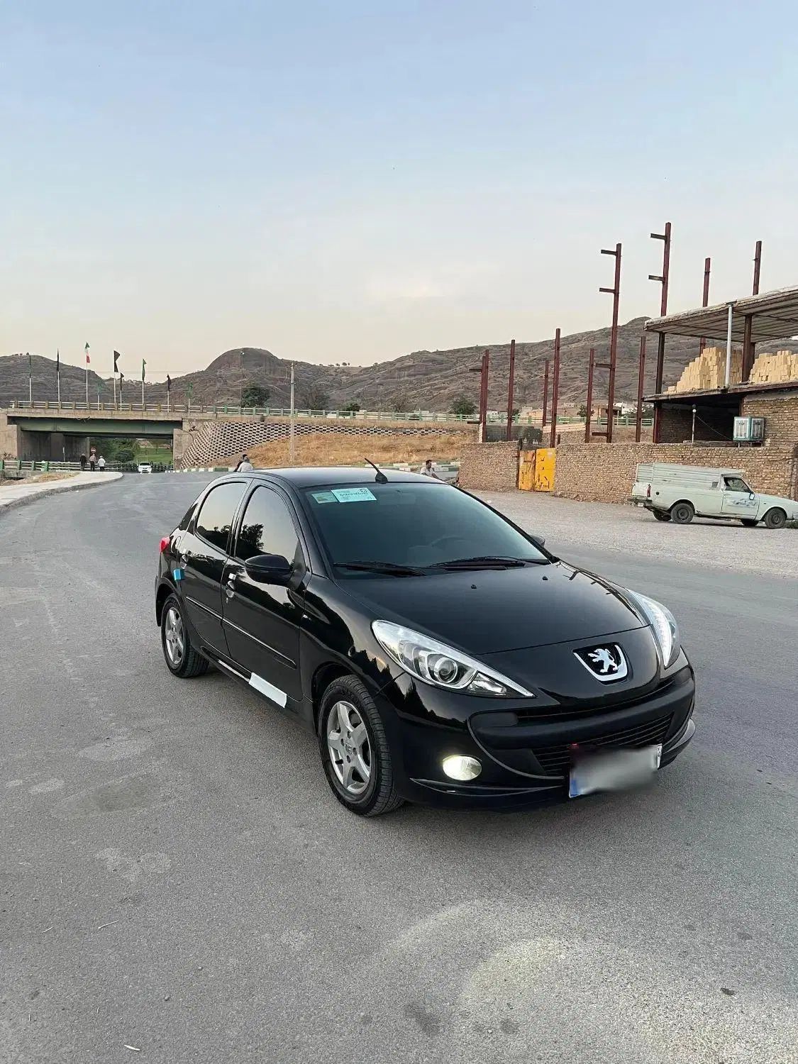 207سقف فلزاطاق تعویض نمایندگی مدل۴۰۱تعویض۴۰۴|خودرو سواری و وانت|ارومیه, |دیوار