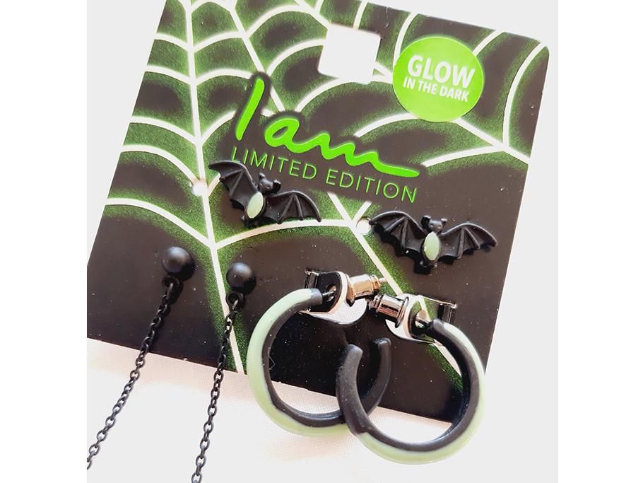 گوشواره میخی تکی خفاش و آویز بلند عنکبوت شب تاب|بدلیجات|یزد, |دیوار