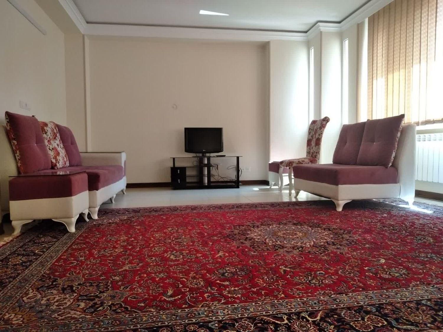 اجاره روزانه/هفتگی/ آپارتمان ۱۲۰ متری شهرک سلامت|اجارهٔ کوتاه‌مدت آپارتمان و سوئیت|اصفهان, شهرک سلامت|دیوار