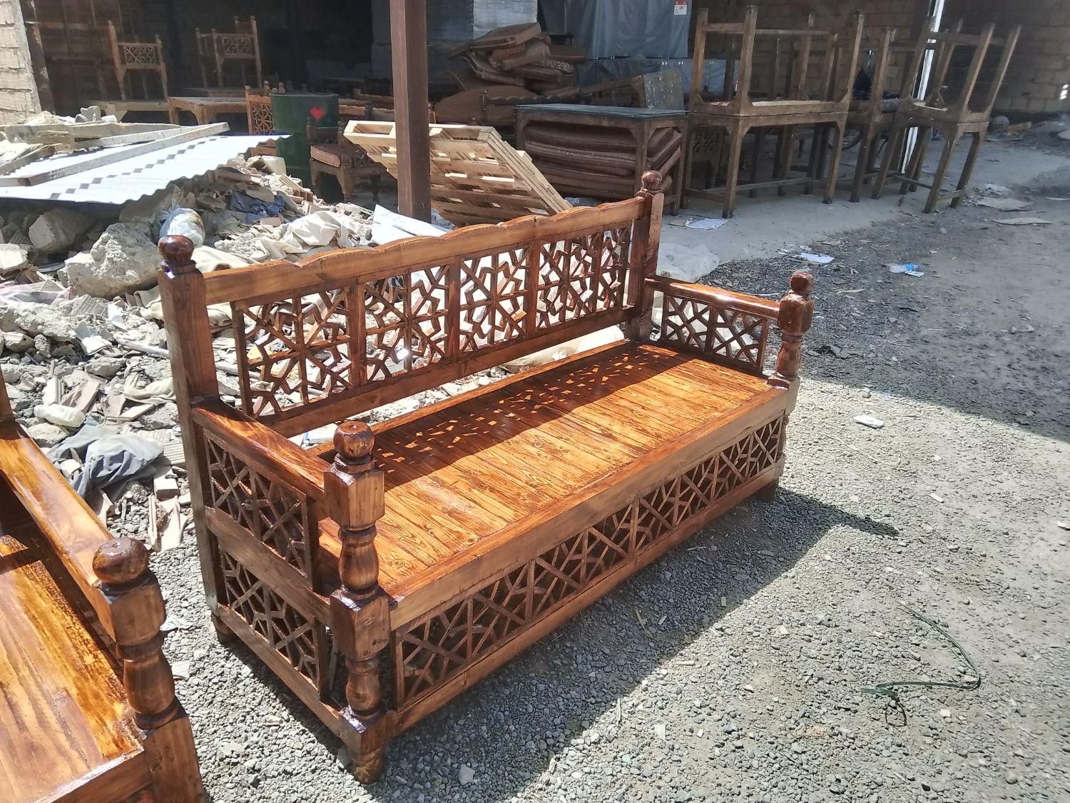 تخت سنتی ۱۲۰ در ۶۰ با چوب روسی|مبلمان خانگی و میز عسلی|تهران, نعمت‌آباد|دیوار