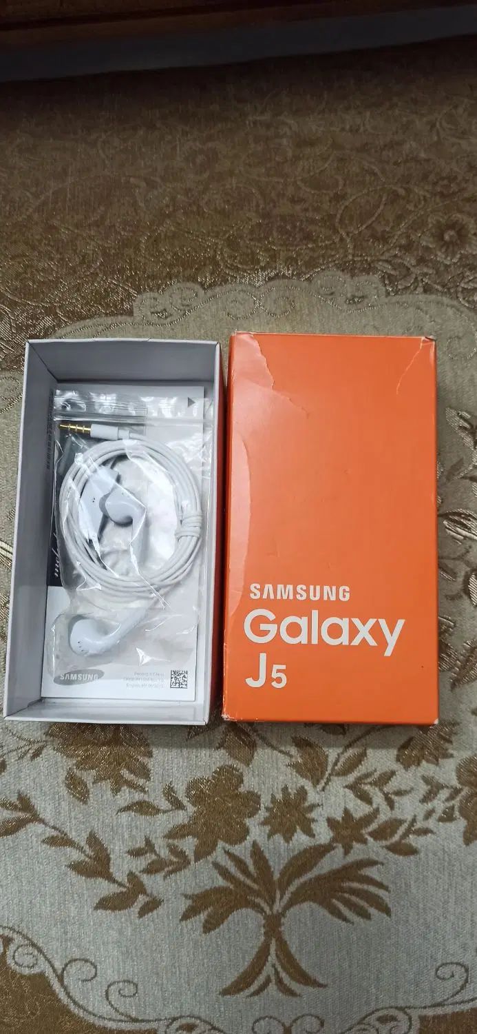 سامسونگ Galaxy J5 با حافظهٔ ۸ گیگابایت|موبایل|اصفهان, آبشار|دیوار