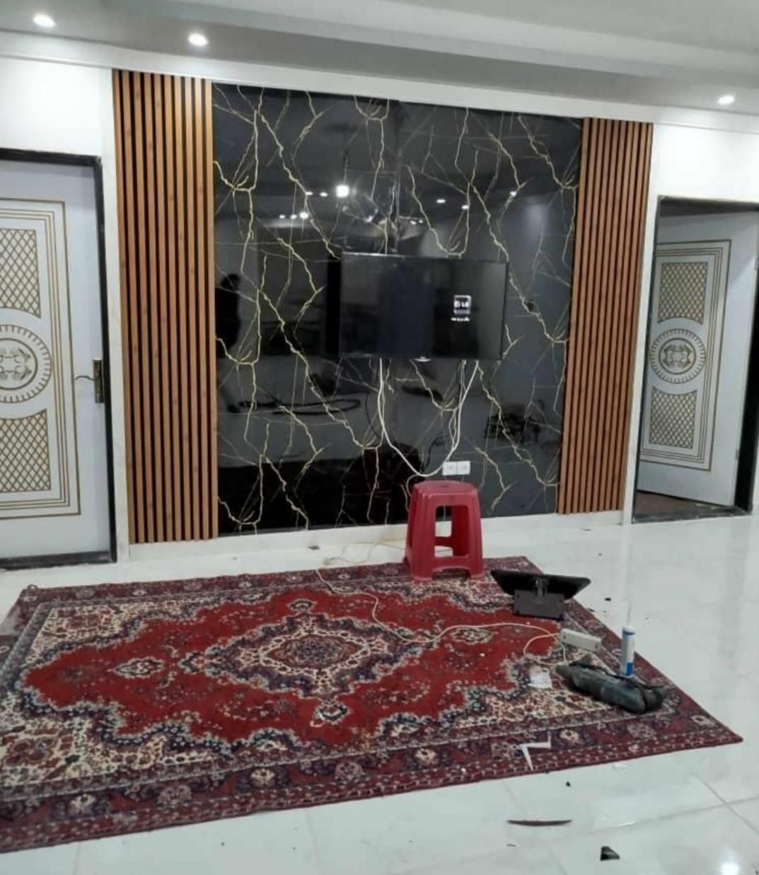 کاغذ دیواری سه بعدی قابل شستشو،اکلیل دار،پتینه|خدمات پیشه و مهارت|ارومیه, |دیوار