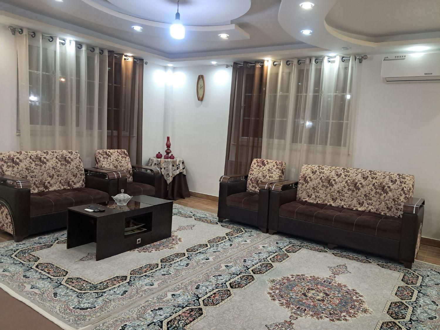 اجاره ویلا روزانه|اجارهٔ کوتاه‌مدت ویلا و باغ|رشت, گلسار|دیوار