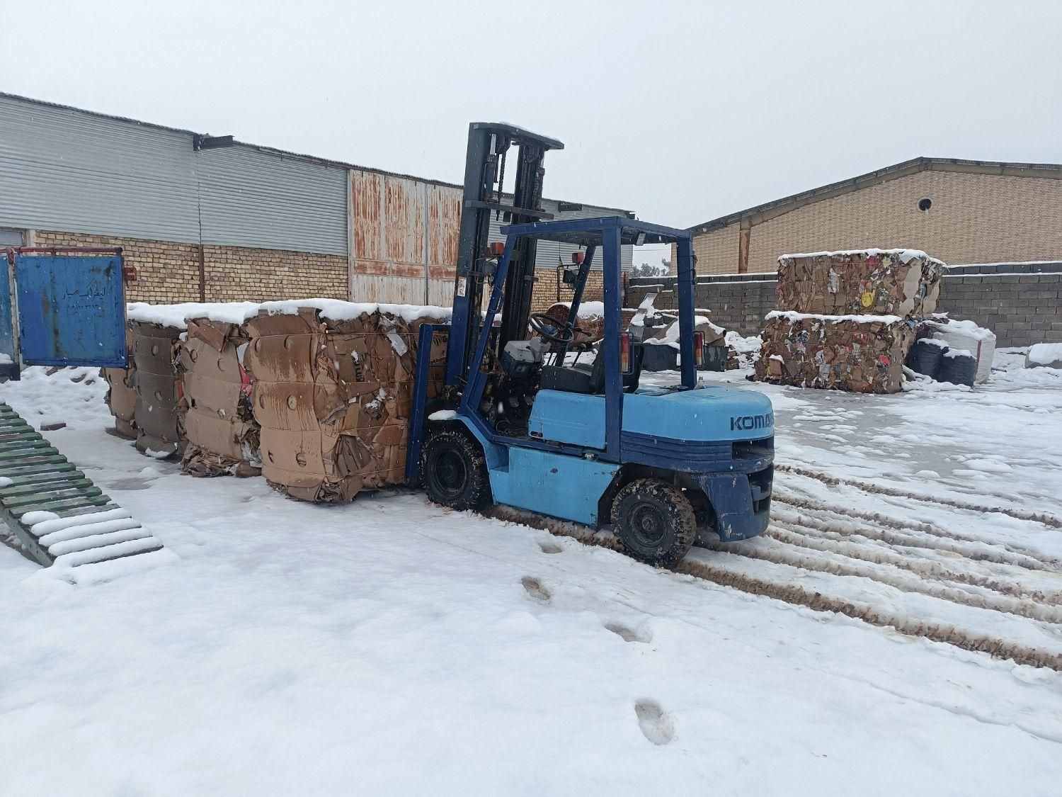 لیفتراک اجاره سیار 24 ساعته کاشان|خدمات حمل و نقل|کاشان, میدان میوه تره بار|دیوار