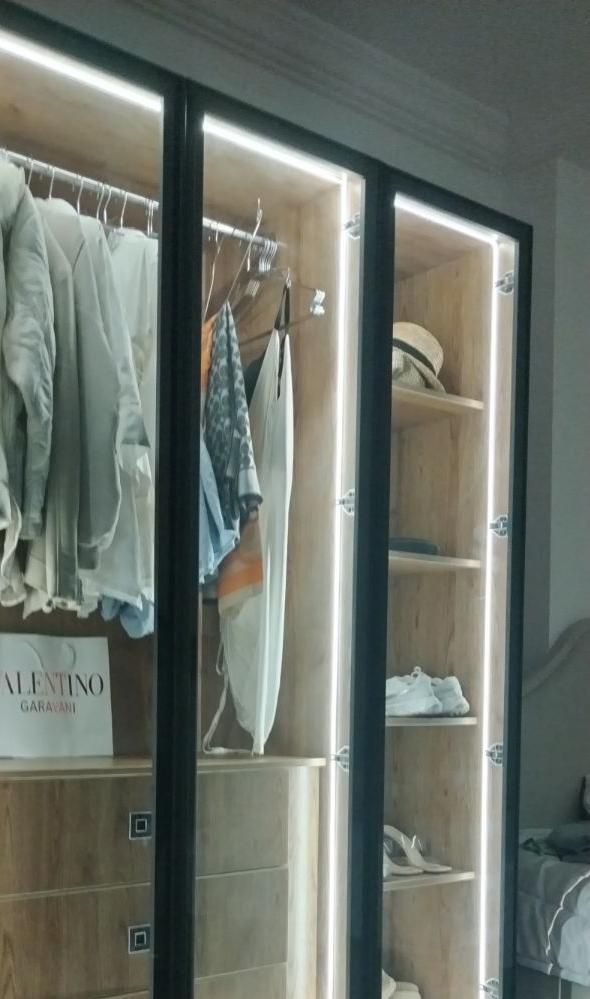 شیشه بری نصب اینه شیشه ساختمانی|خدمات پیشه و مهارت|گرگان, |دیوار