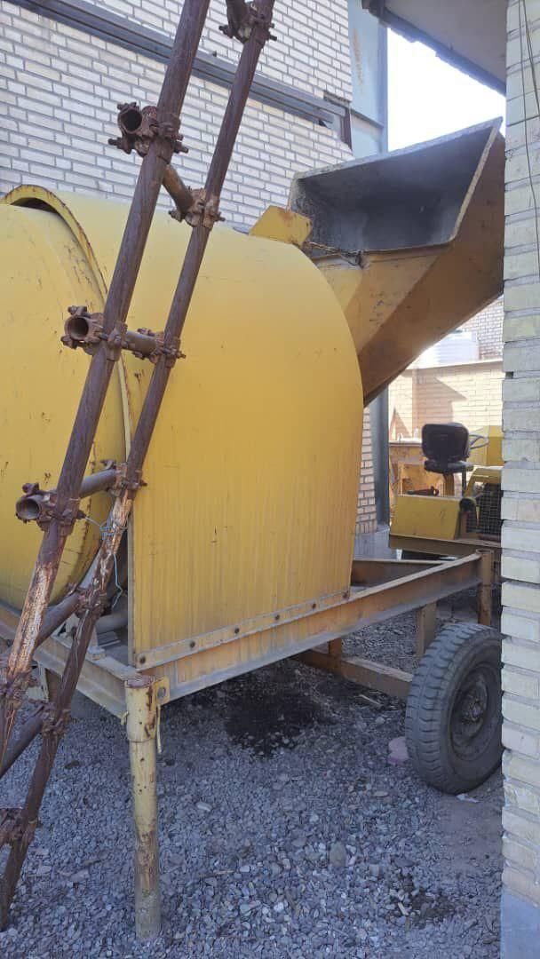 میکسر بتن ۷۵۰ لیتری با موتور دیزل|مصالح و تجهیزات ساختمان|پاکدشت, خاتون آباد|دیوار