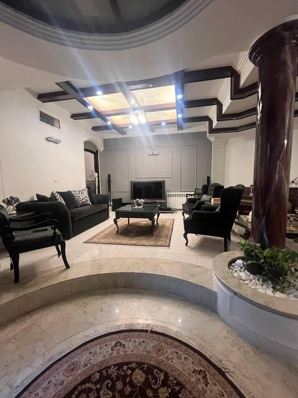 ۱۷۰ متر/ راهنمایی/طراحی فاخر/ فول بازسازی/تک واحدی|فروش آپارتمان|مشهد, راهنمایی|دیوار