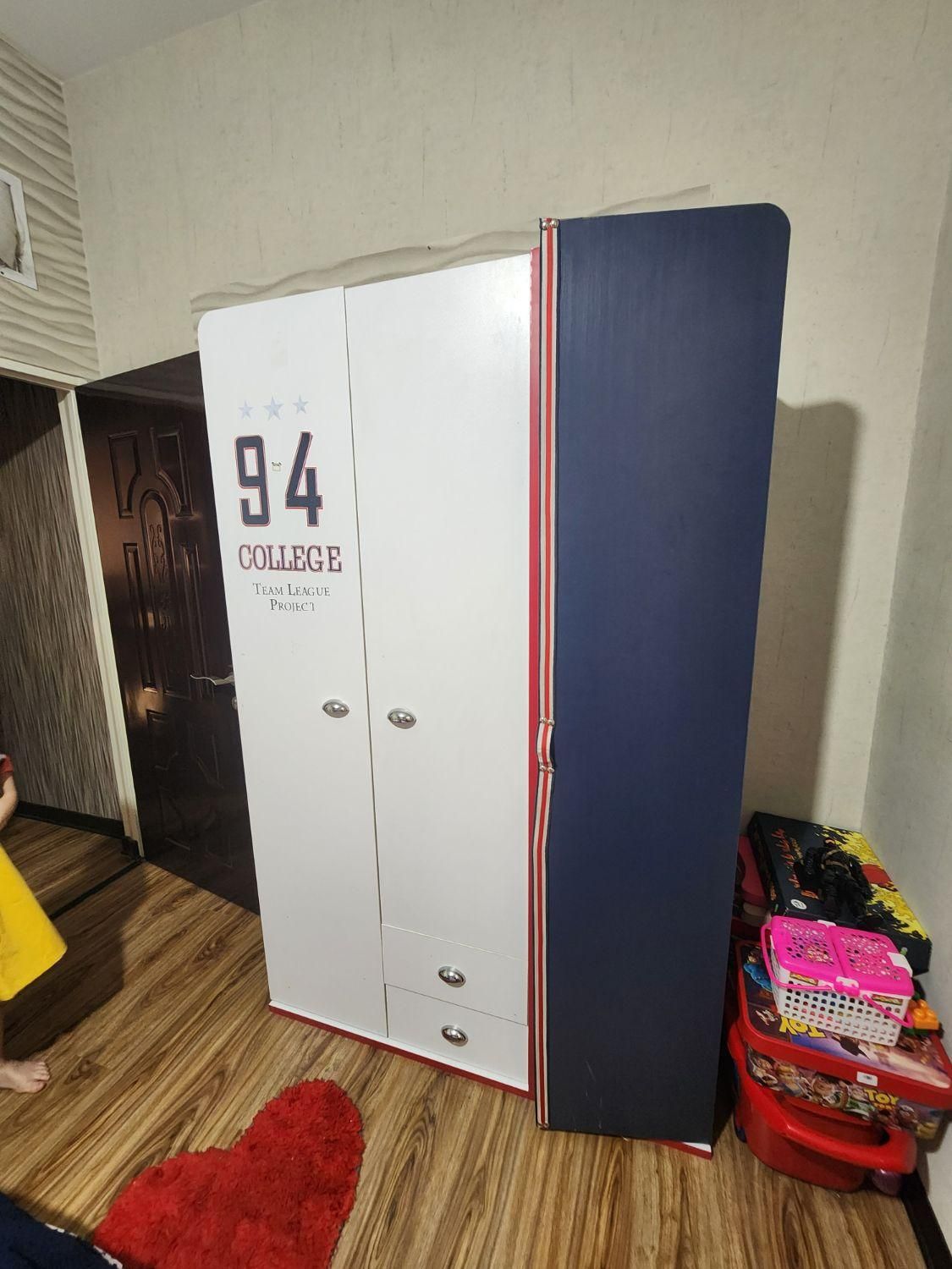 سرویس خواب نوجوان|تخت و سرویس خواب|همدان, |دیوار