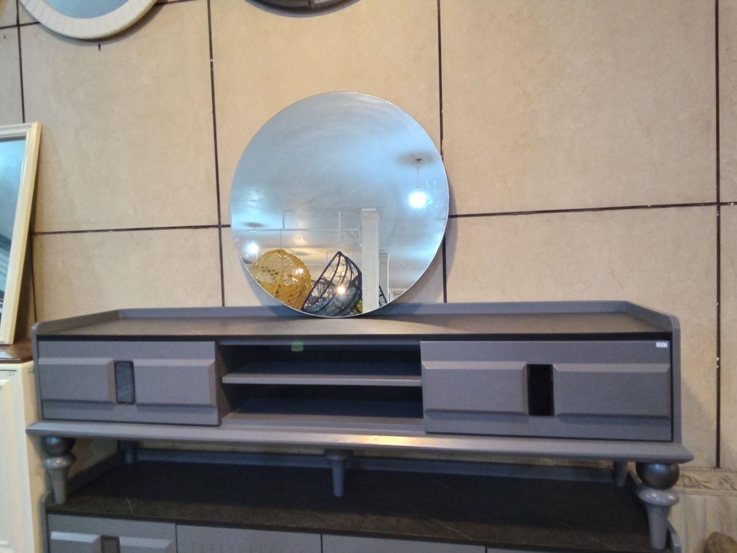 آینه کنسول و میز تلویزیون|بوفه، ویترین، کنسول|تربتحیدریه, شهید بهشتی|دیوار