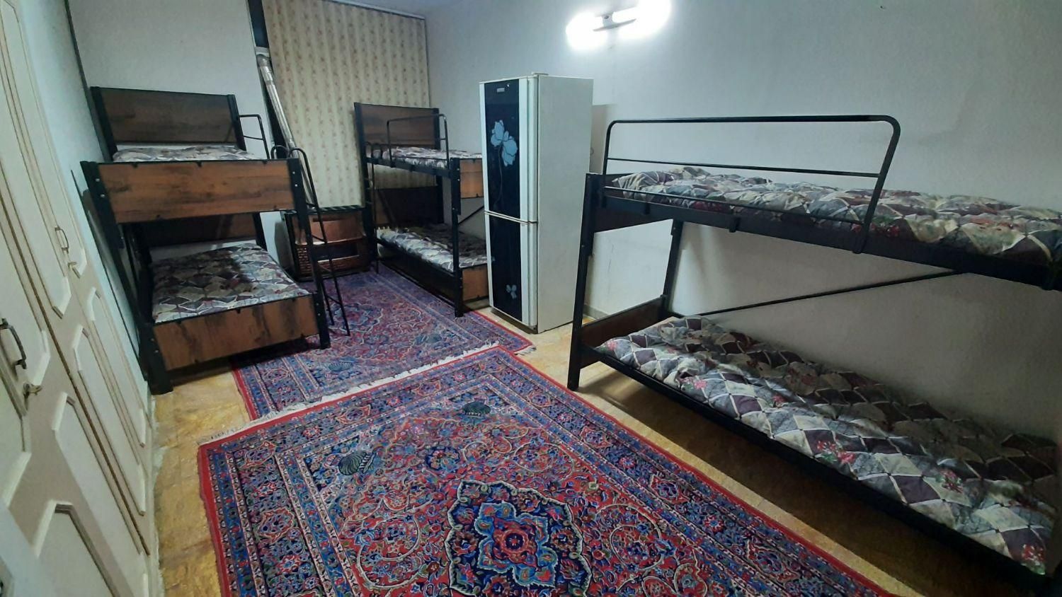 خوابگاه بانوان و پانسیون دختران در احمدآباد|اجارهٔ کوتاه‌مدت آپارتمان و سوئیت|مشهد, احمدآباد|دیوار