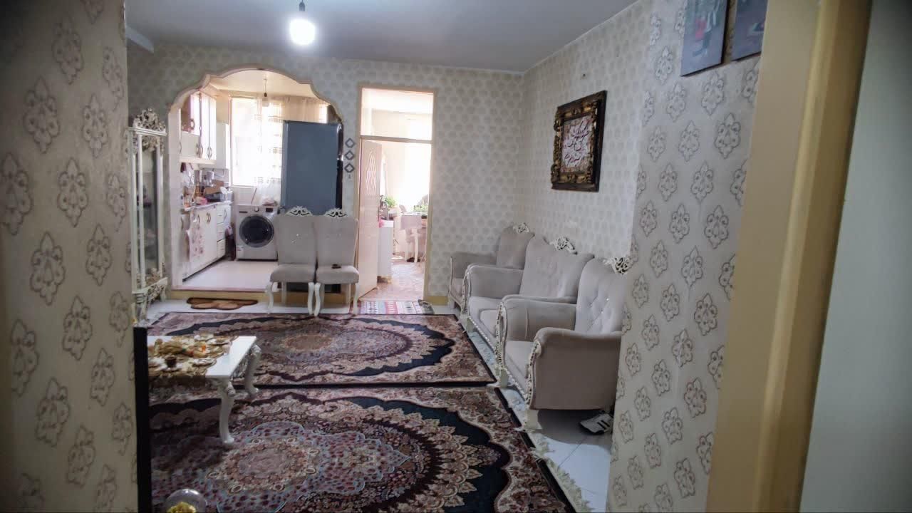 آپارتمان ۷۵ متری ۲ خواب طبقه ۳ اجاره|اجارهٔ آپارتمان|کرج, چهارصد دستگاه|دیوار