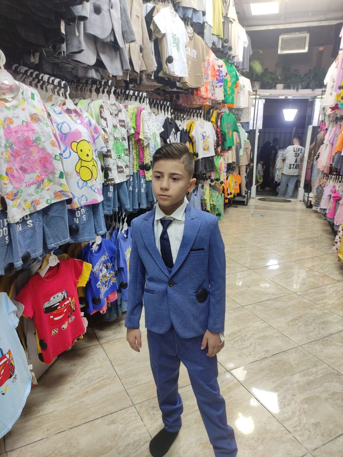 کت و شلوار کودک و نوجوان پوشاک محسن|کفش و لباس بچه|کرج, حصارک بالا|دیوار