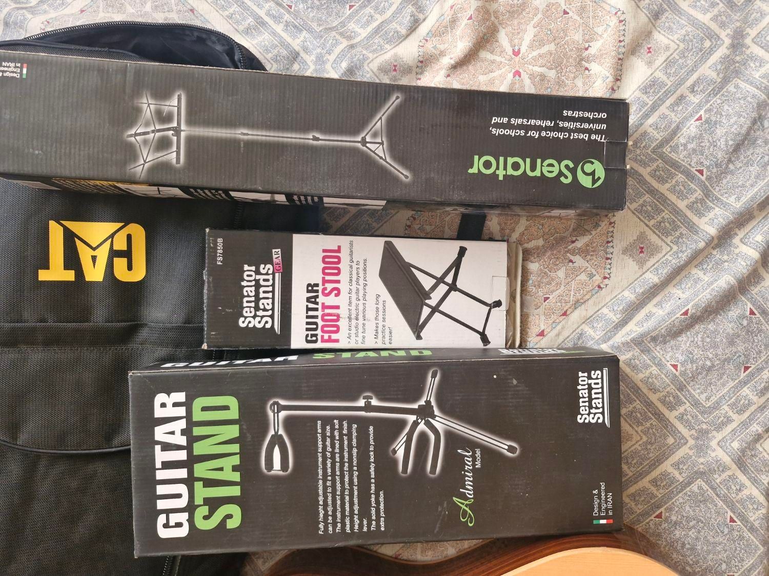 فروش گیتار نو نو با تمام وسایل هاش زیر قیمت بازار|گیتار، بیس، امپلیفایر|صدرا-فارس, فاز ۱|دیوار