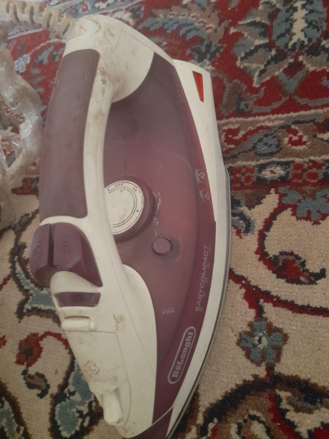 اتو بخار دلونگی اصل کارکرده بسیار عالی و کم کارکرد|اتو و لوازم اتو|تهران, نازی‌آباد|دیوار