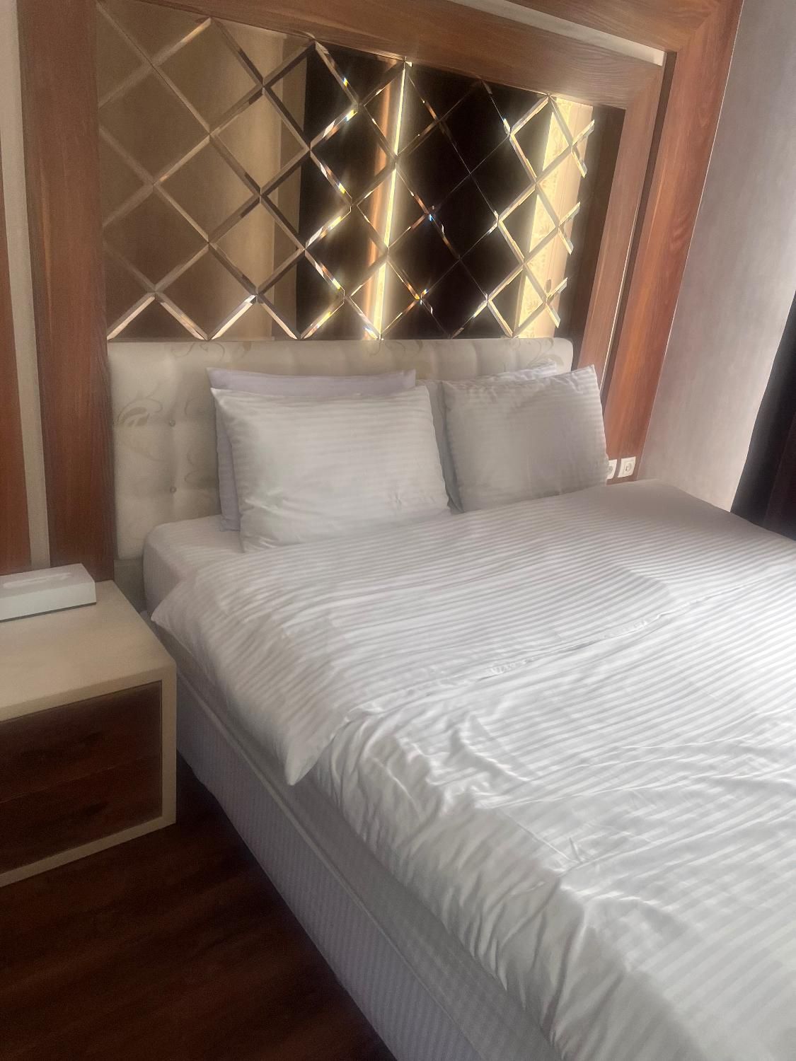 هتل نوساز در هفت طبقه مشرف به نقش جهان|فروش دفتر صنعتی، کشاورزی، تجاری|اصفهان, نقش جهان|دیوار