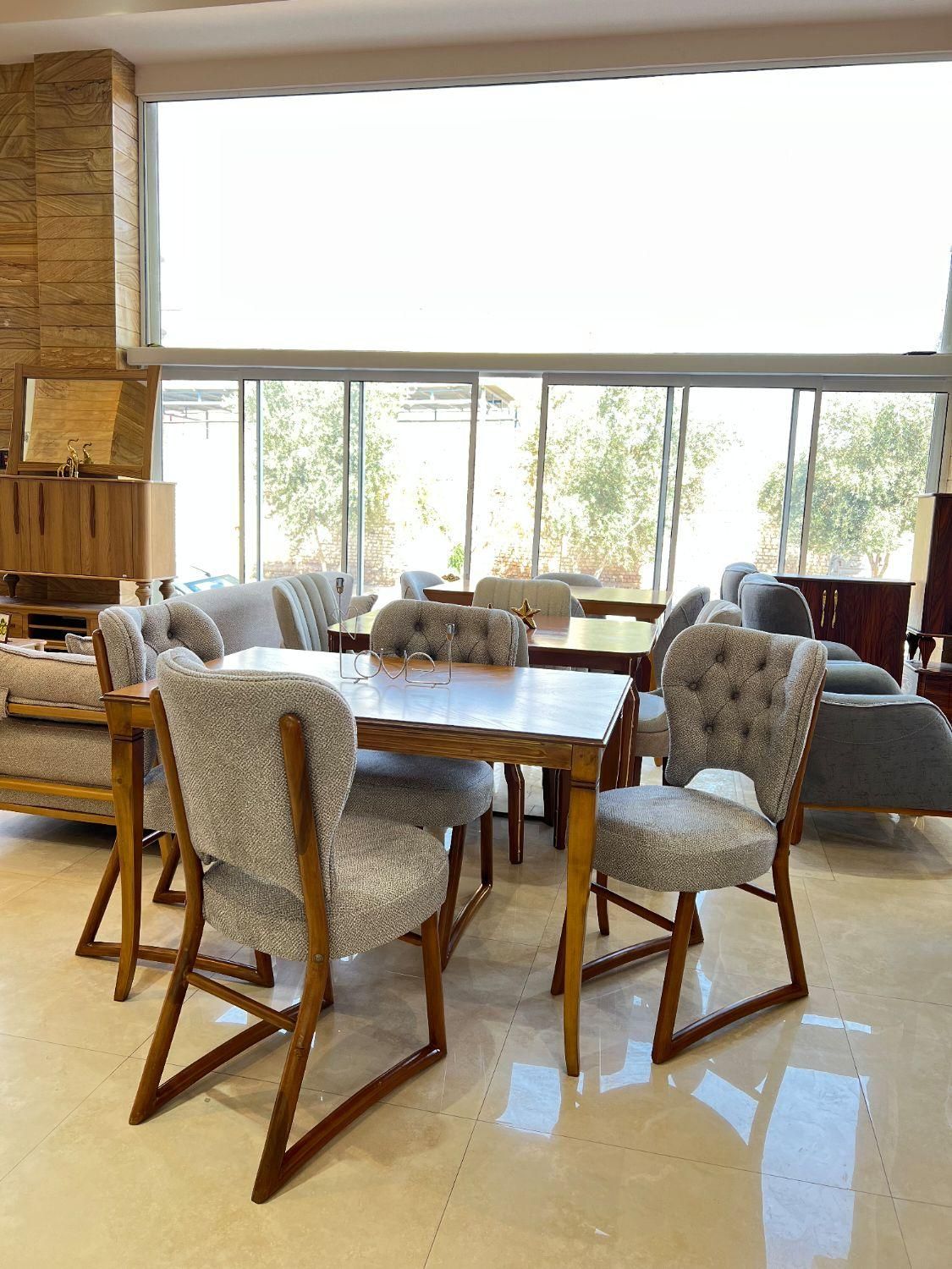 میز و صندلی ناهارخوری سورن-سرای آرا|میز و صندلی غذاخوری|یزد, |دیوار