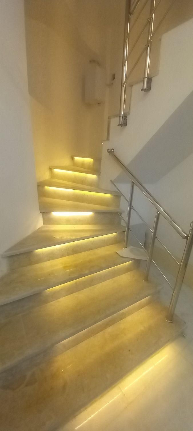 ۸۰ متر مغازه دور میدان انتظام روبروی پارک ابریشم|اجارهٔ مغازه و غرفه|صومعه‌سرا, |دیوار